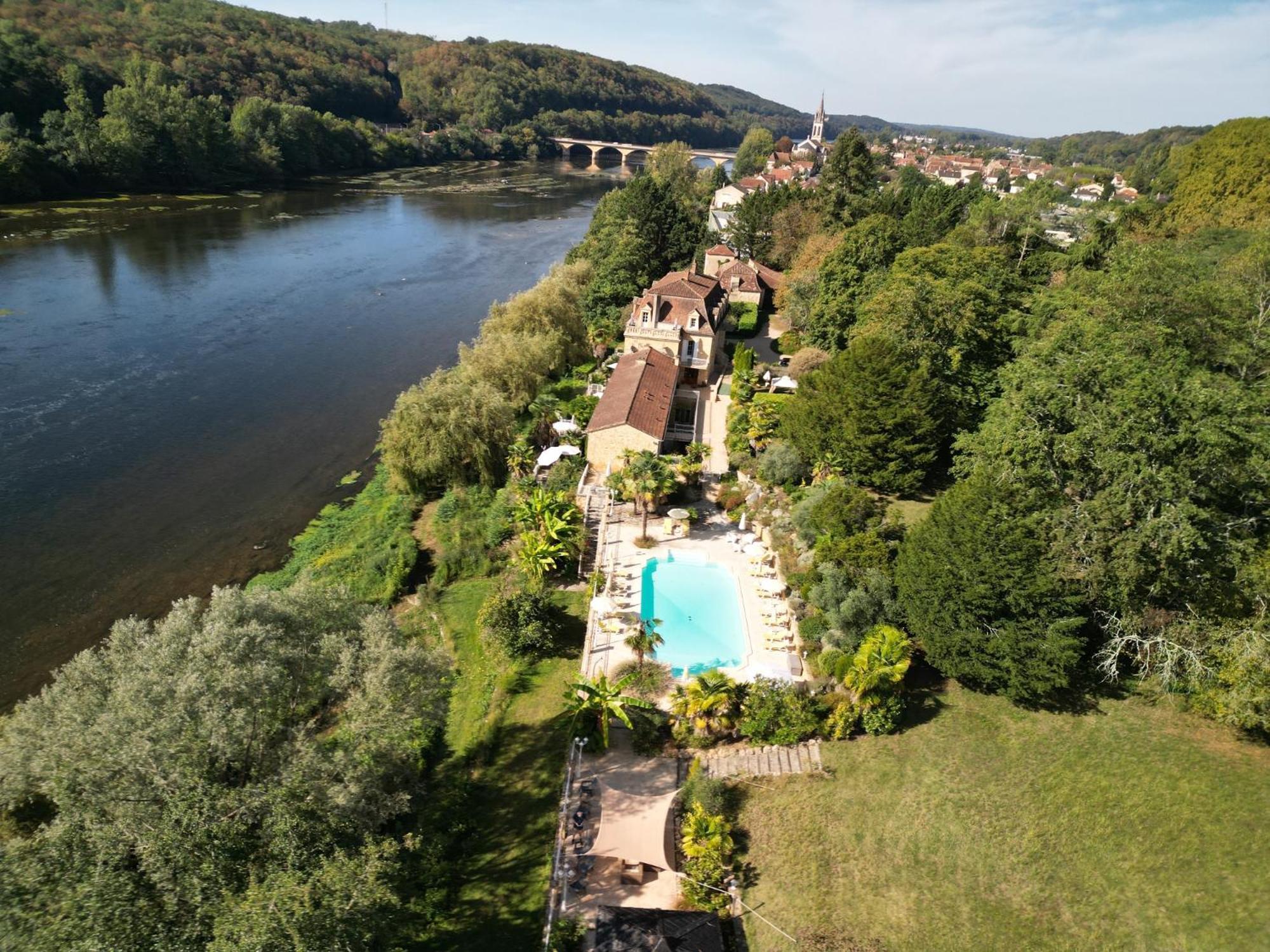 Les Magnolias Bed and Breakfast Lalinde Exteriör bild